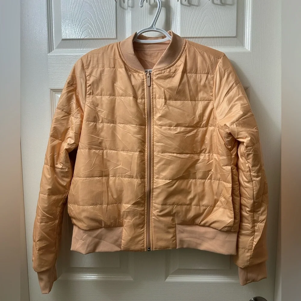 Lulu🍋Non-Stop Reversible Bomber Jacket in the color Bleached Apricot Size 10 - Picture 3 of 5